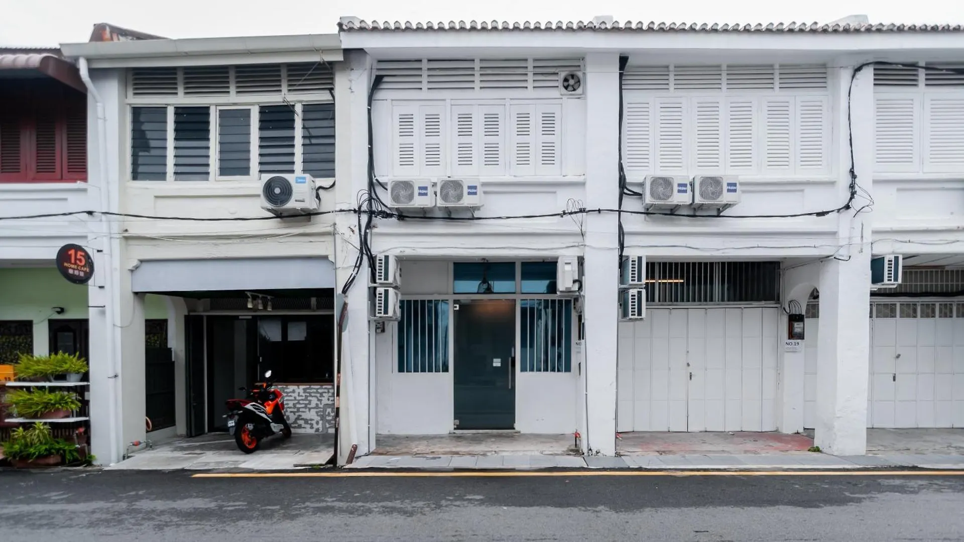 The Terraces By Aayu George Town Penang Hostel
